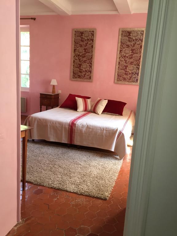 Bed and Breakfast Domaine La Carraire Lauris Exterior foto